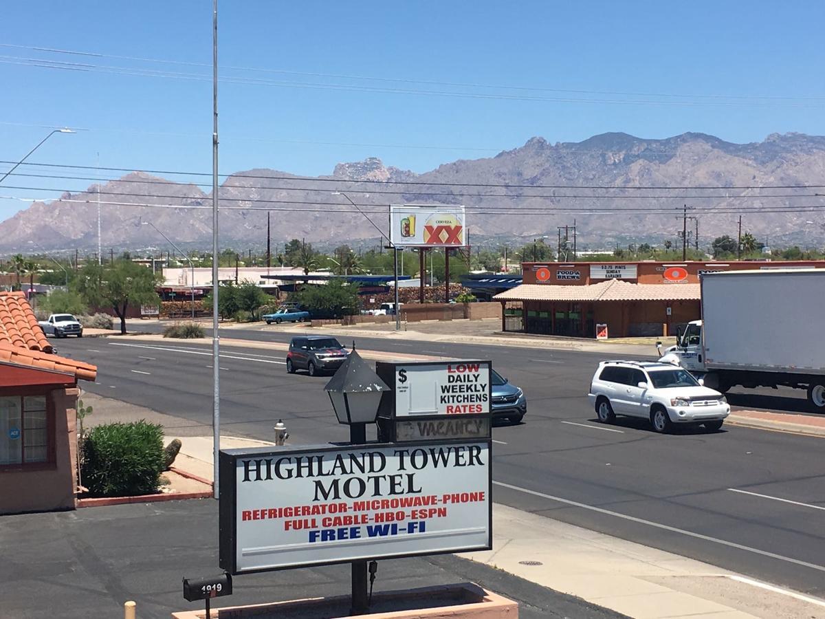 توسن Highland Tower Motel المظهر الخارجي الصورة