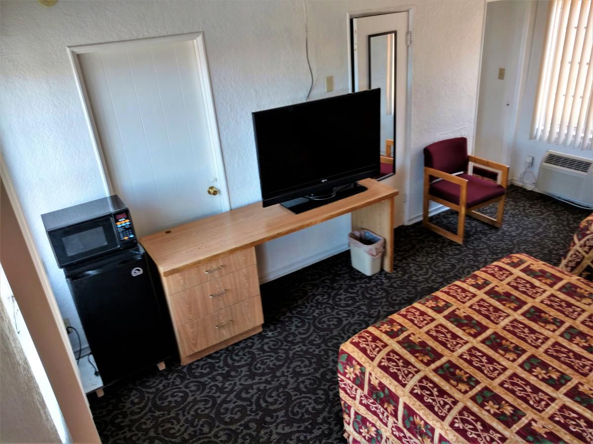 توسن Highland Tower Motel المظهر الخارجي الصورة