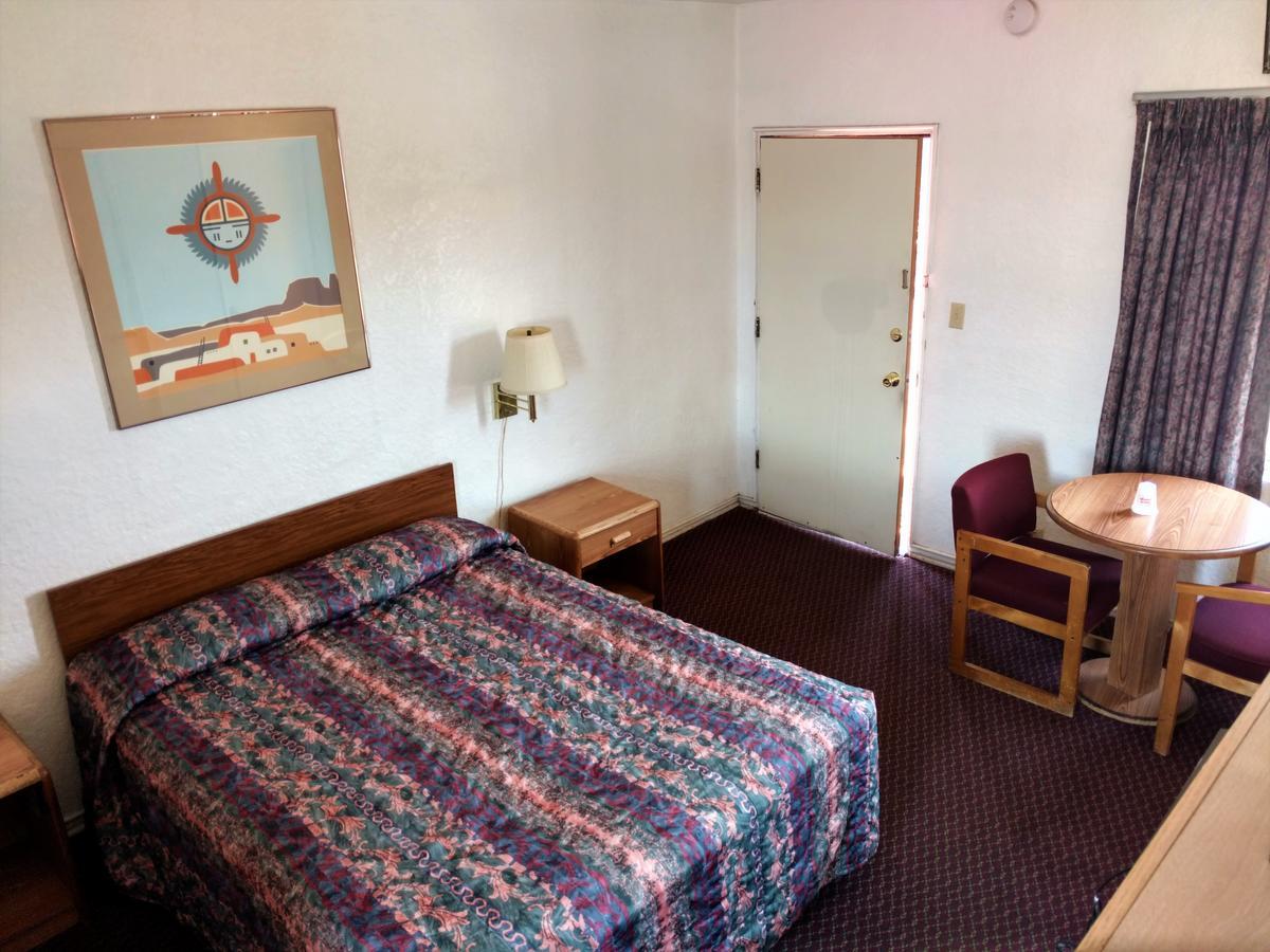 توسن Highland Tower Motel المظهر الخارجي الصورة