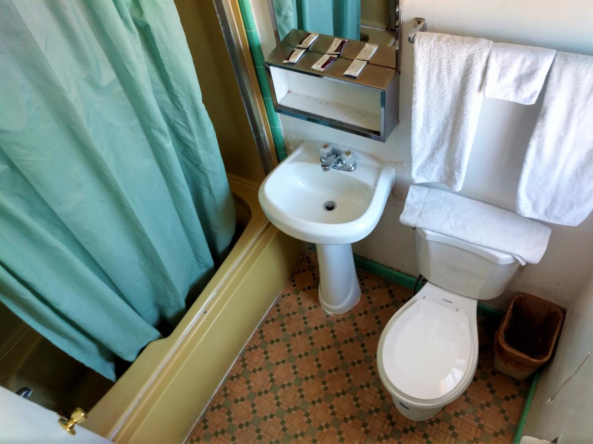 توسن Highland Tower Motel المظهر الخارجي الصورة