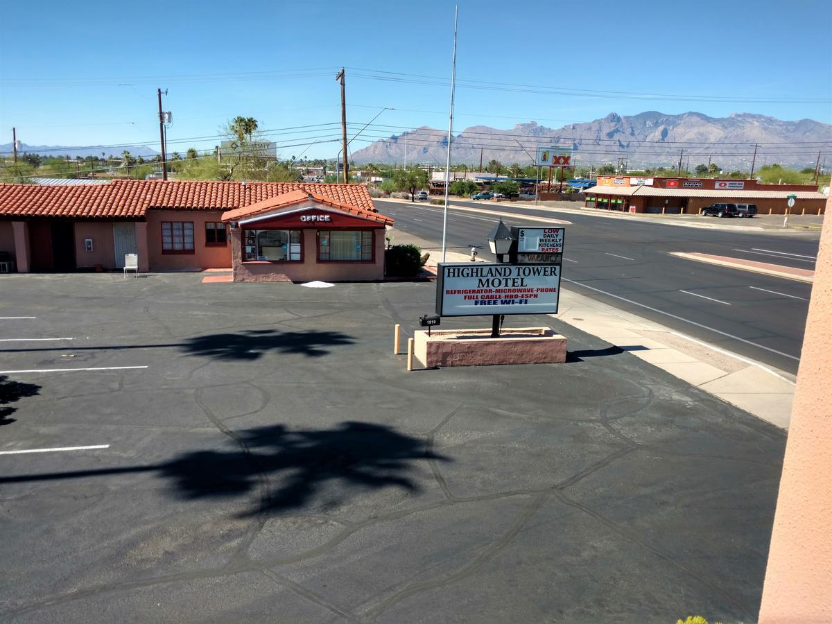 توسن Highland Tower Motel المظهر الخارجي الصورة